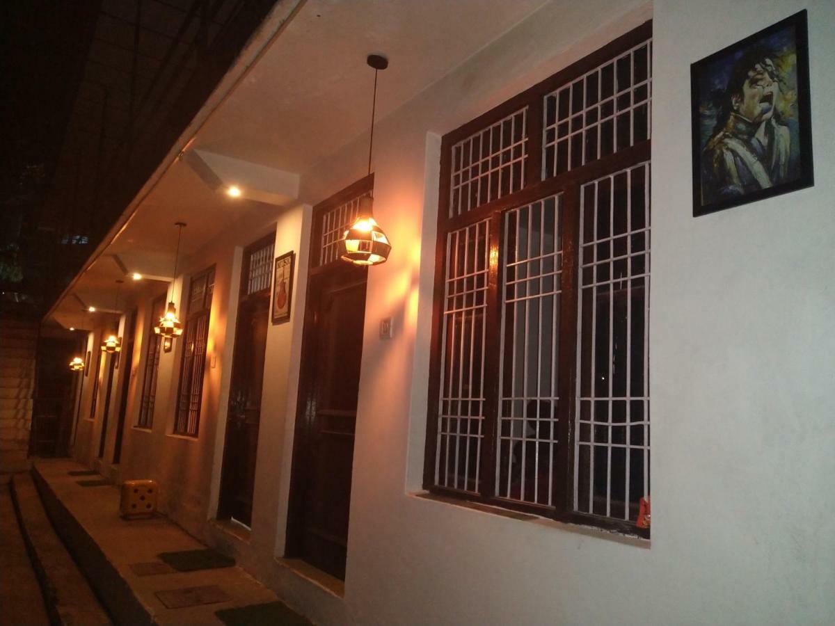 Mochila Youth Hostel Mcleod Ganj Dharamshala Esterno foto