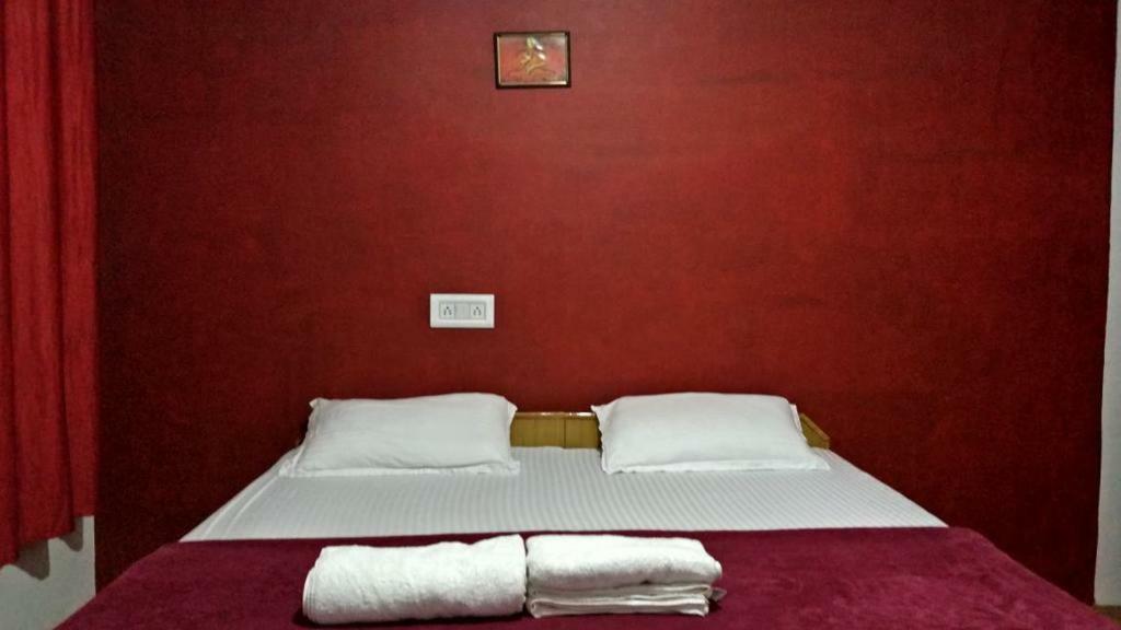 Mochila Youth Hostel Mcleod Ganj Dharamshala Esterno foto