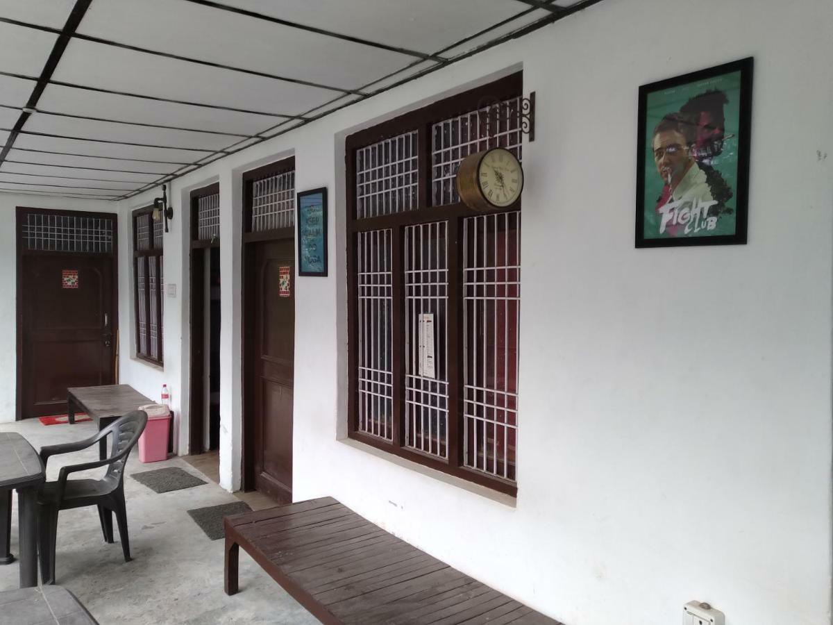 Mochila Youth Hostel Mcleod Ganj Dharamshala Esterno foto